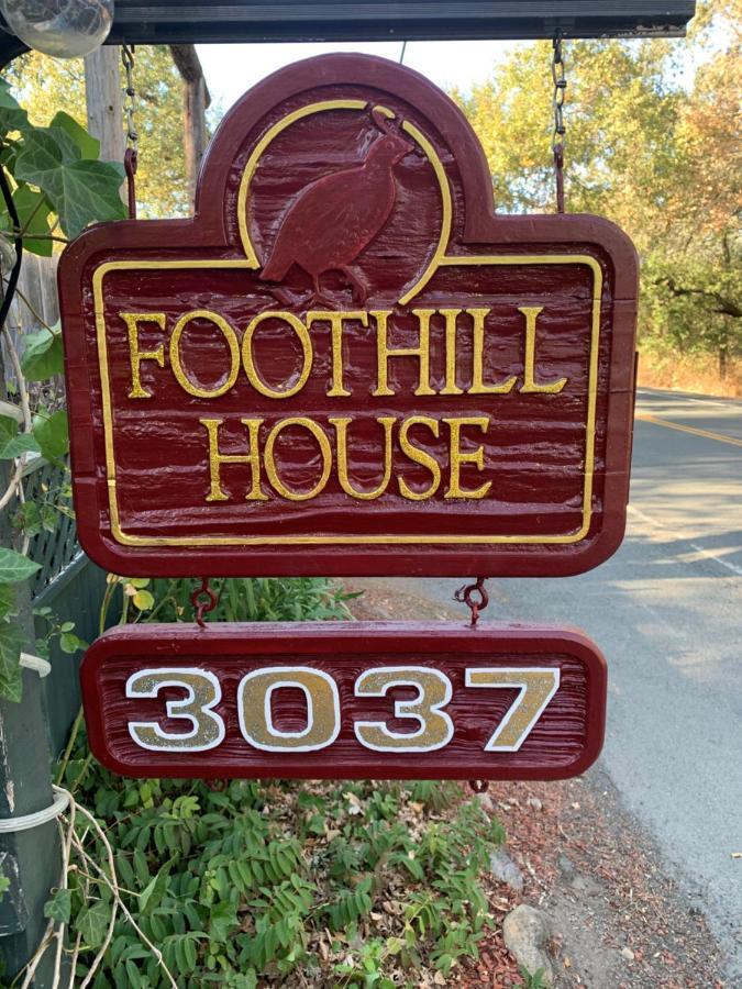 Foothill House Bed & Breakfast คาลิสโทกา ภายนอก รูปภาพ